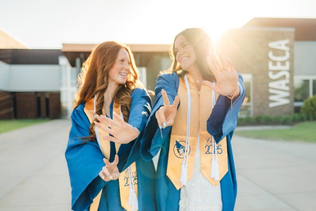 MN Senior grad session